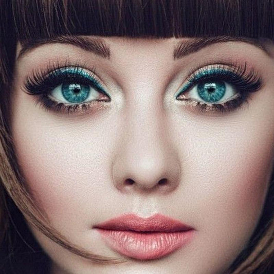 Natural emerald green (12 months) colored contact lenses